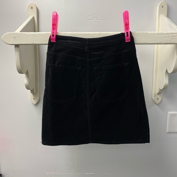 H&M skirt - Picture 2 of 3